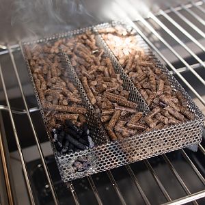 AMZNPS in the smoker1.jpg