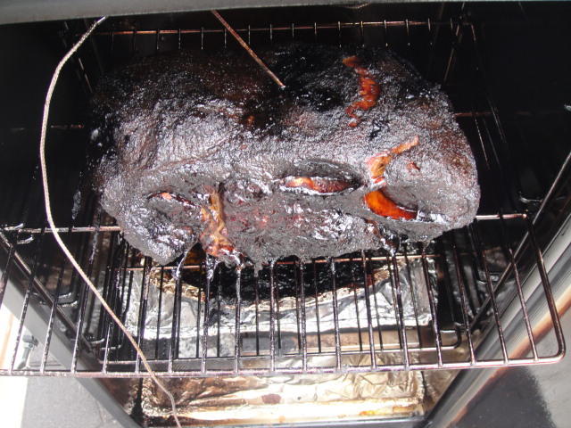 Smoked port butts and brinded turkey 010.JPG