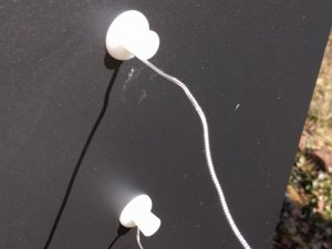 grommet.plug.with.cable.jpg