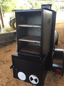 Smoker Grill Trailer 1.jpg