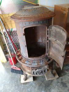 Pot Belly Stove 01.jpg