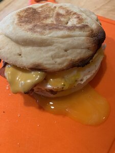 egg sandwich yumm.jpg