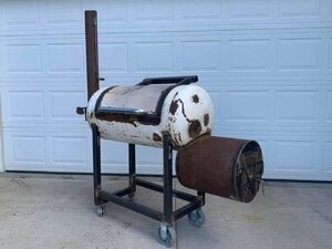 smoker10.jpg smoker10.jpg