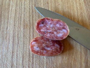 fuet salami.jpg