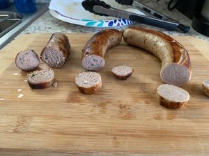 cut wursts.jpg cut wursts.jpg