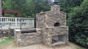 nu-Casa90-dealer-Steve_and_Tiffany_Loiko_Waynesville-NC_Stone-plus-Argentinian-grill_2.jpg