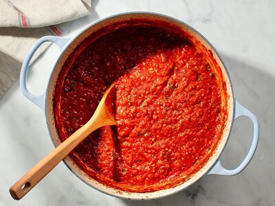 the-best-slow-cooked-italian-american-tomato-sauce-red-sauce-recipe-step-09-05ad7578f9d34a5092...jpg