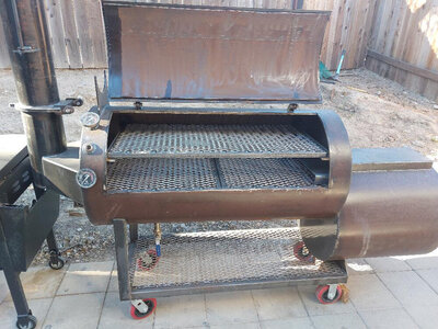 Big-Phil-s-Blue-Smoke-Smoker-Pic-2.jpg Big-Phil-s-Blue-Smoke-Smoker-Pic-2.jpg