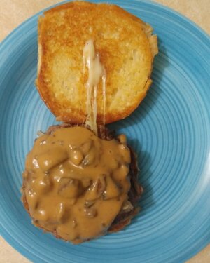 Mushroom Swiss Onion Smashburger.jpg Mushroom Swiss Onion Smashburger.jpg