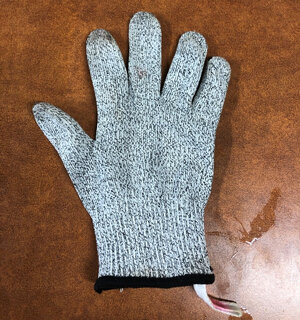 butcher-glove_1-medium-e1575751473968.jpg