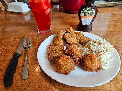 25 07 09 deep fryer chicken and hush puppies with R Irvine slaw small.jpg