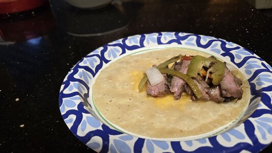 2025_flank_steak_fajitas_004.jpg