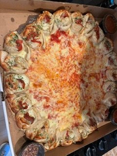 garlic knot pie.jpeg