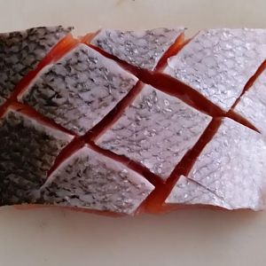 01-Smoked salmonskin scored.jpg