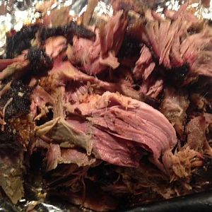 pulled pork, great smoke ring.JPG