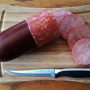 Jagdwurst sliced.jpg