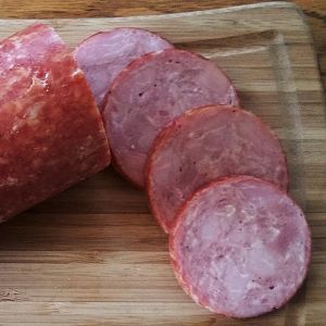 Jagdwurst sliced - closeup.jpg
