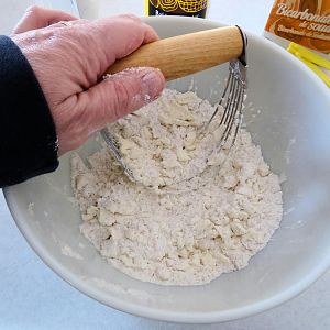 cheese biscuit 03.jpg
