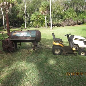 Tractor Smoker 025.JPG