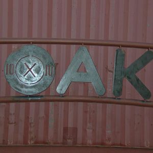 oak sign 016.jpg
