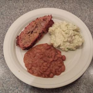 Meatloaf plated.jpg