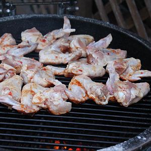 wings and cigars 005.JPG