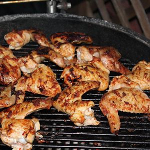 wings and cigars 007.JPG