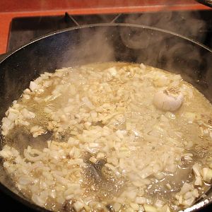 Paella with chicken and shrimp March 8 2017 011.JP