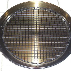 02 Paella Pan and Cooling Rack.JPG