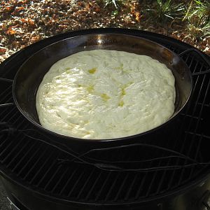 Paella Pan Pizza (2).JPG