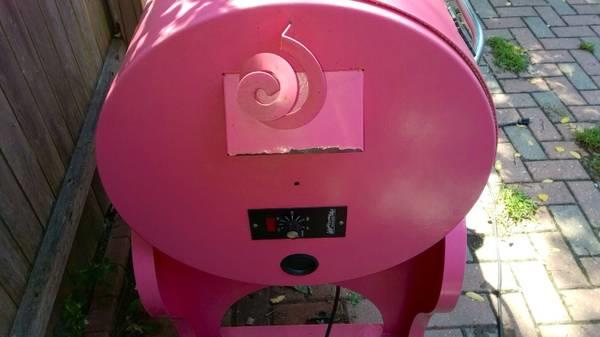 pink pig traeger