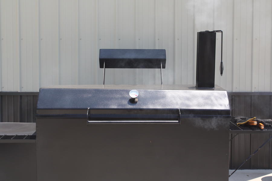 05 2009 New Smoker.JPG