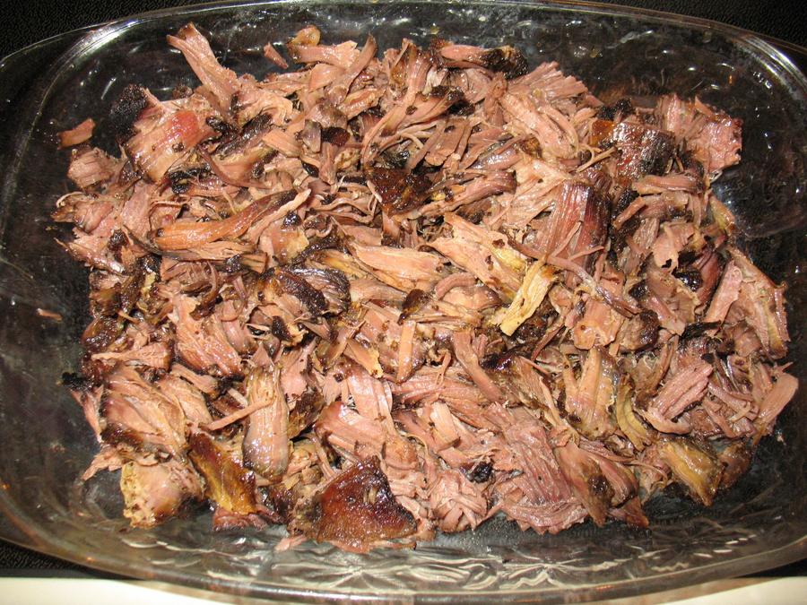 05 Pulled smoked beef chuck.jpg