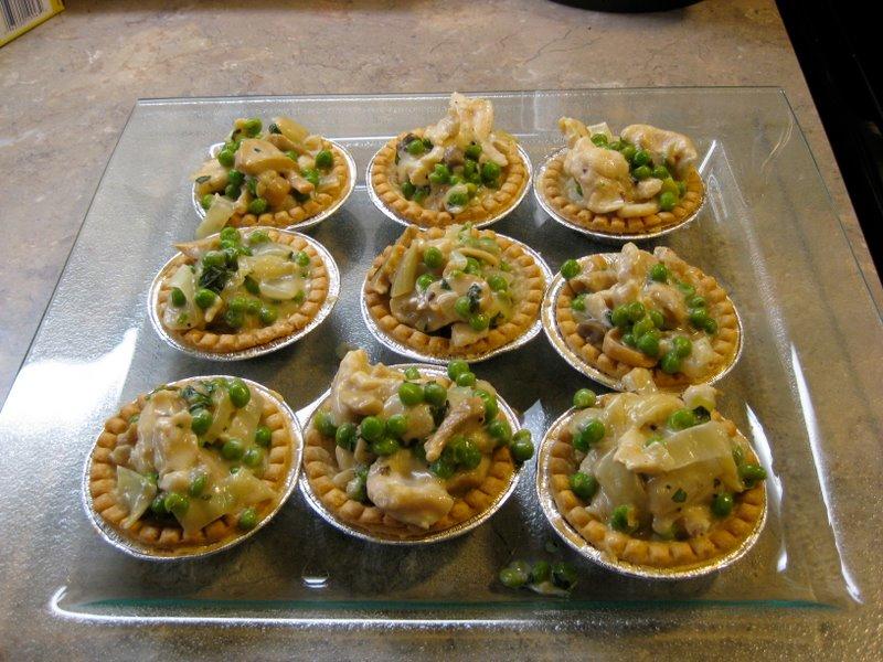 20100302022809_minichickenpotpies.jpg