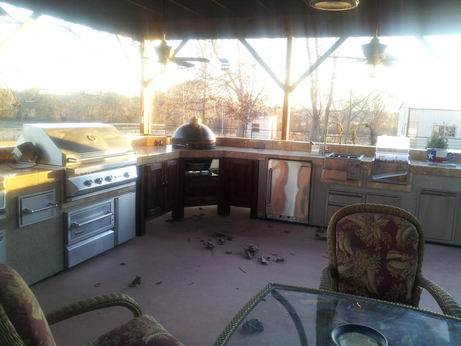 2012-12-11 Kitchen with BGE 003.jpg