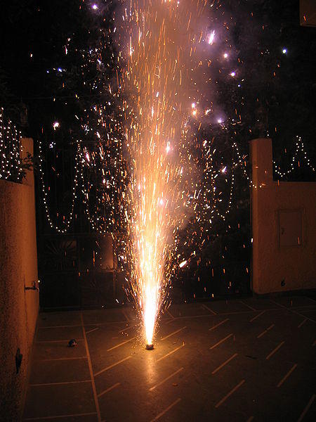 450px-Diwali_fireworks_3.jpg