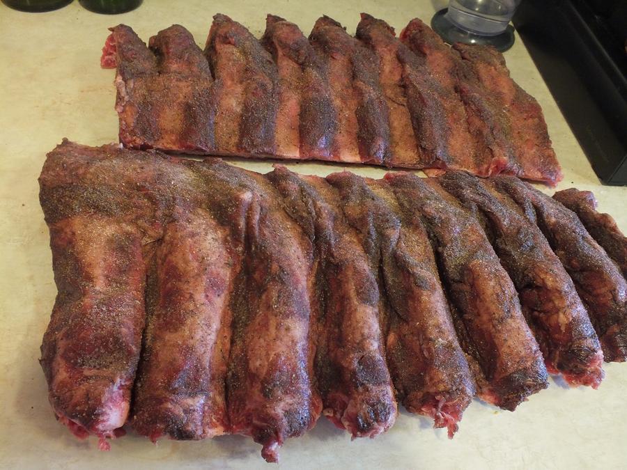 5 rub applied to ribs.jpg