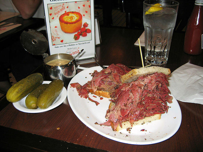 800px-Pastrami_sandwich.jpg
