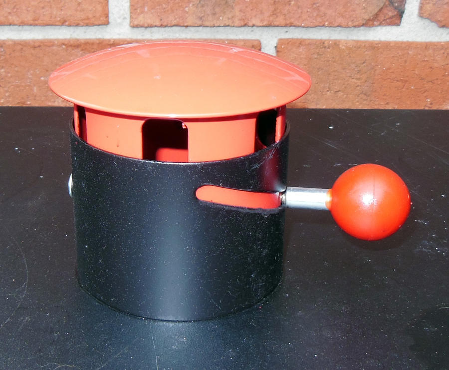 9g-3895GWLA Smoker - chimney lowest position.JPG