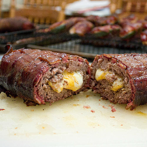 bacon cheeseburger fatty 1.jpg