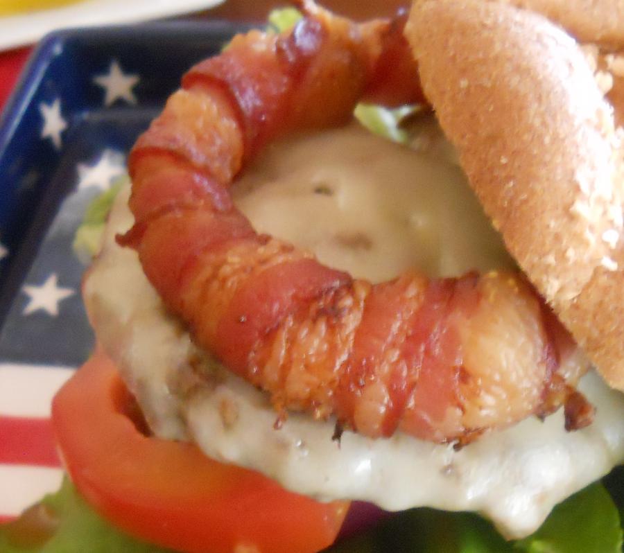 Bacon wrapped burger-cropped.jpg