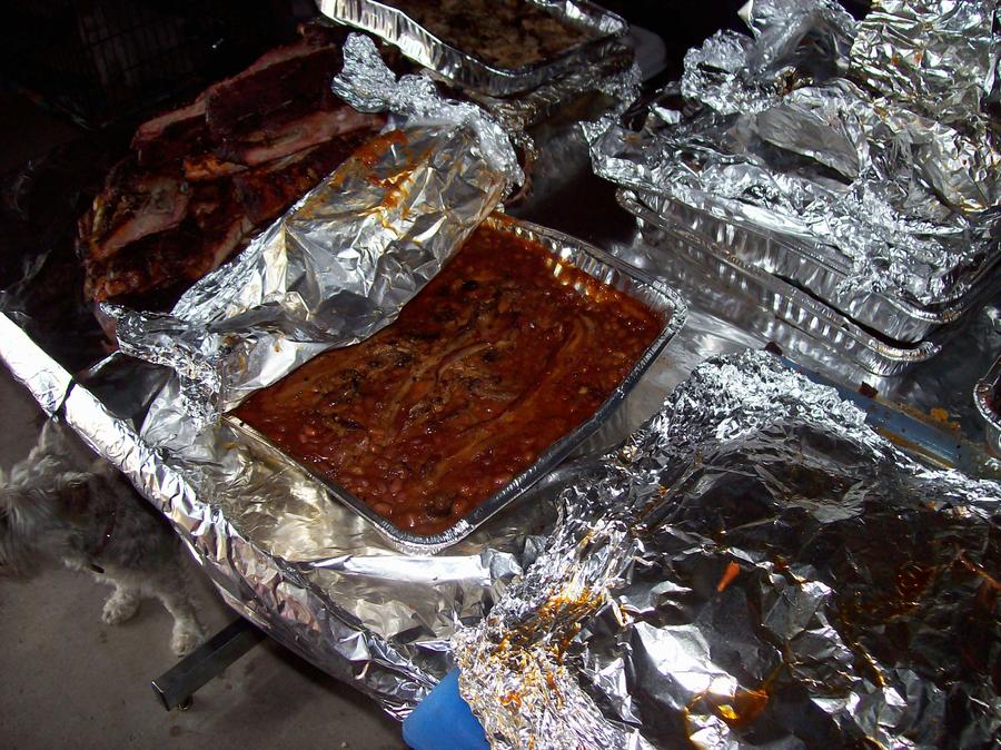 baked beans from the smoker.JPG