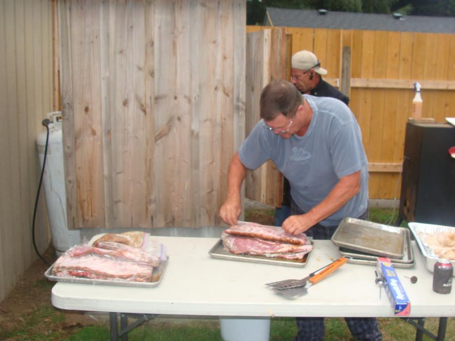 BBQ Fund Raiser 015.JPG