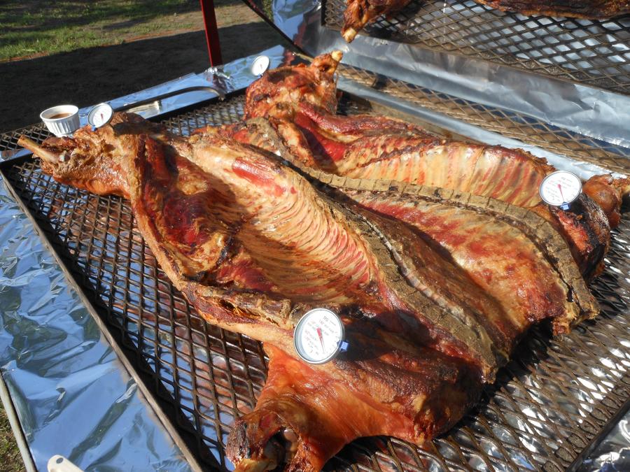 bbq on the neuse 2.JPG