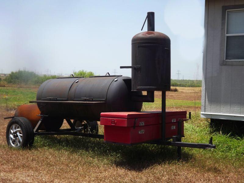 BBQ Pit rezise size 8-9-2013 (4).JPG