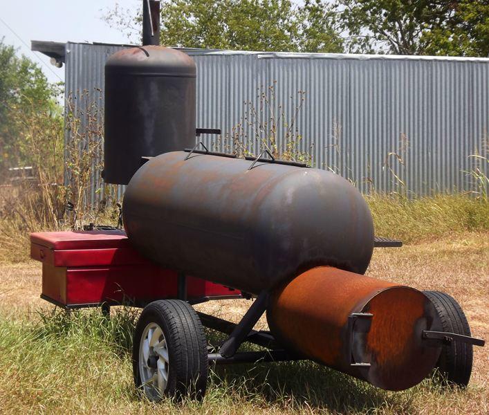 BBQ Pit rezise size 8-9-2013 (5).JPG