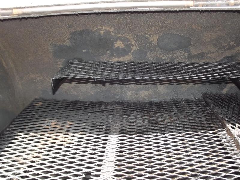 BBQ Pit rezise size 8-9-2013 (6).JPG