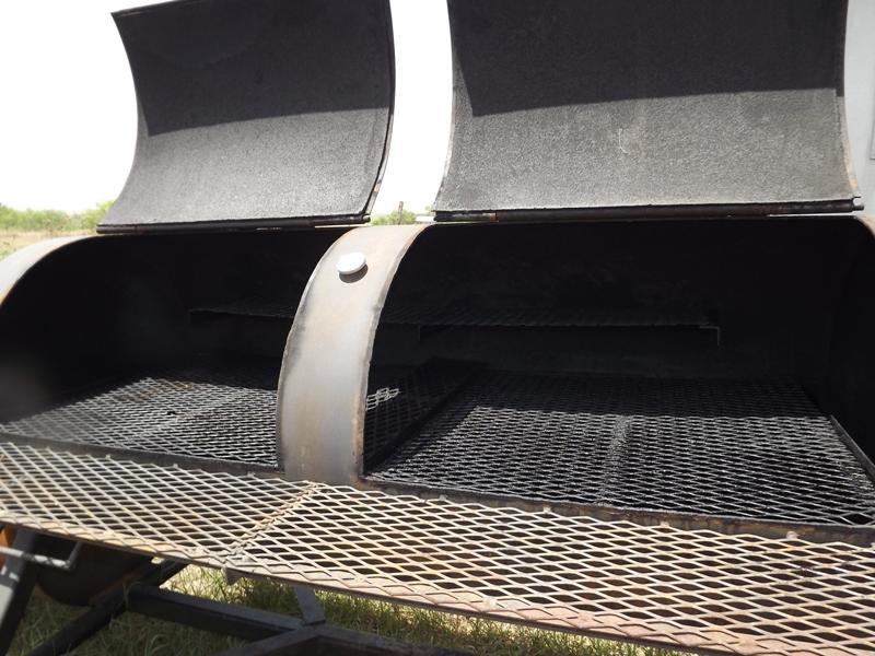 BBQ Pit rezise size 8-9-2013 (8).JPG