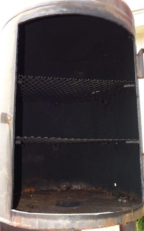 BBQ Pit rezise size 8-9-2013 (9).JPG