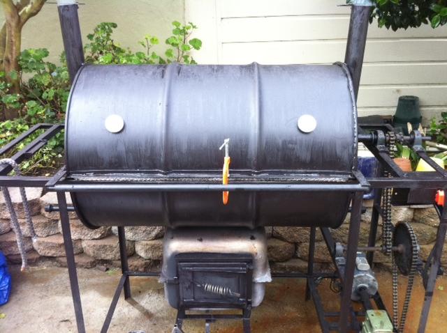 bbqsmoker.JPG
